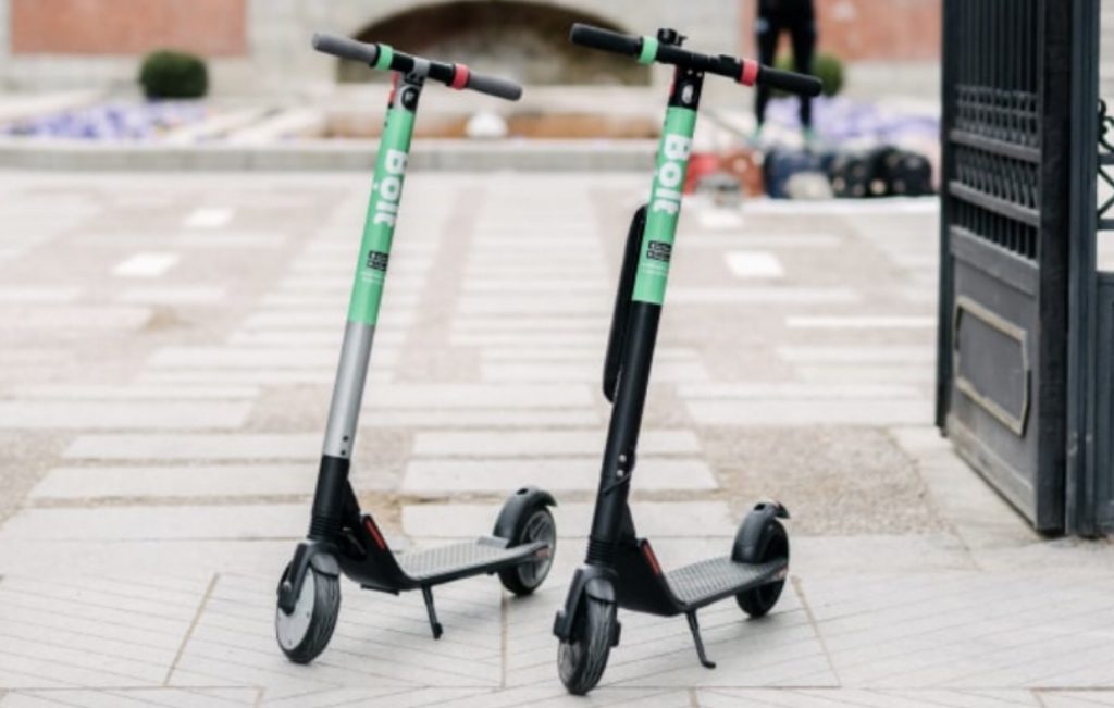 Прокат електросамокатів