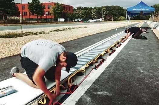 Дороги з безпровідною зарядкою для електрокарів