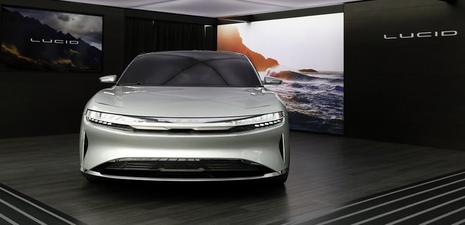LUCID AIR