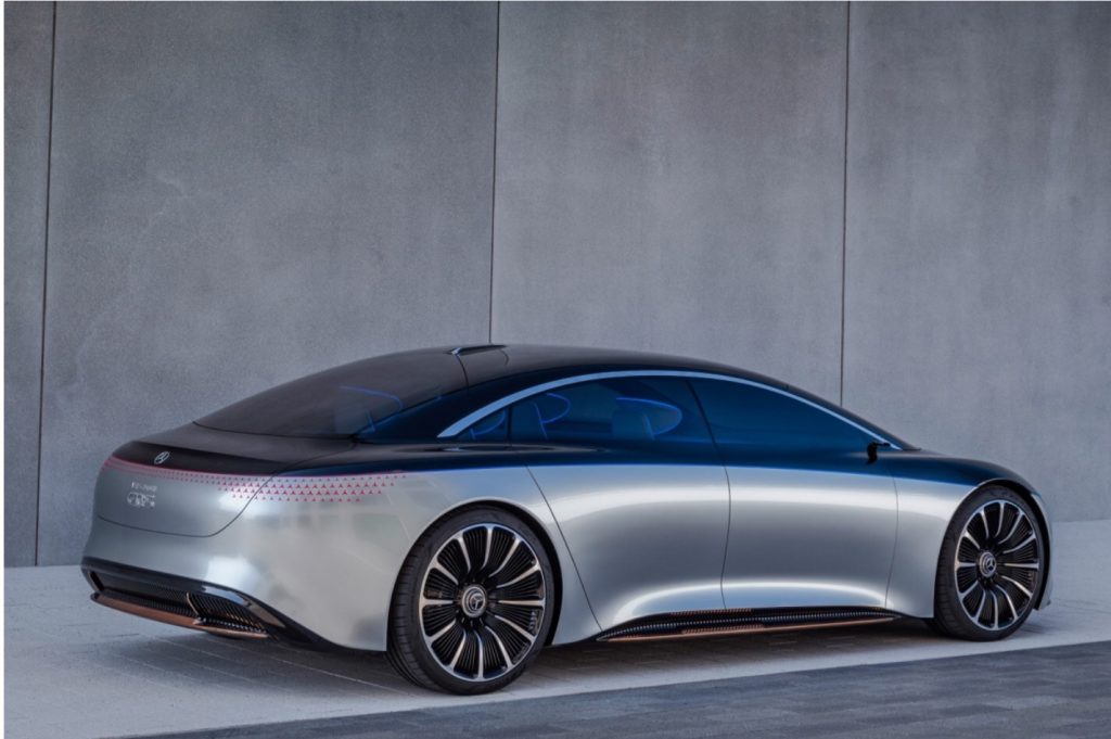 Електричний седан Mercedes-Benz EQS