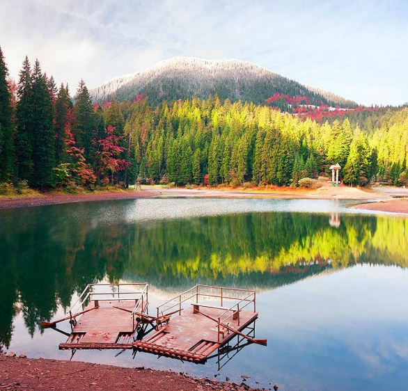 Безкоштовний квиток в обмін на сміття: в Національному парку «Синевир» запустили акцію щодо правильного сортування відходів 
