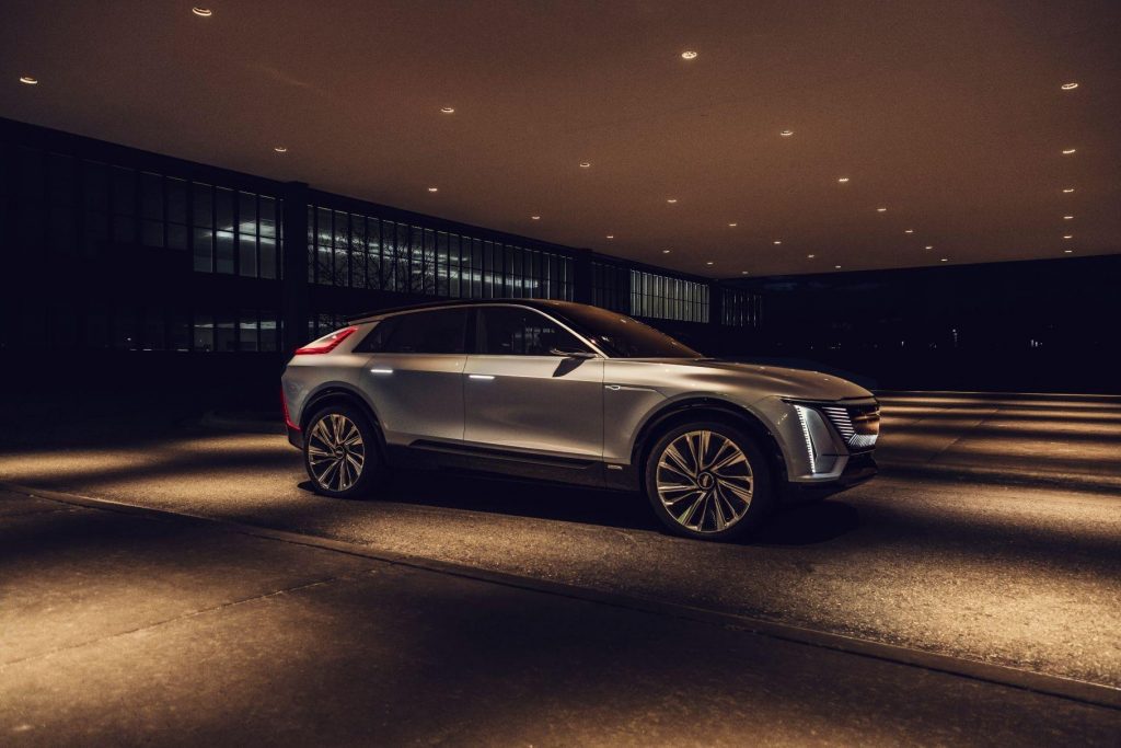 Cadillac представив електричний кросовер Lyriq