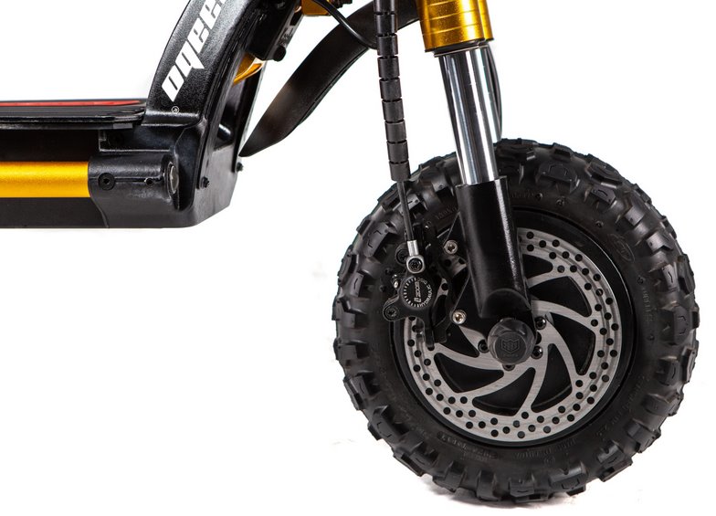 Позашляховий електросамокат Wolf King розганяється до 97 км / год 