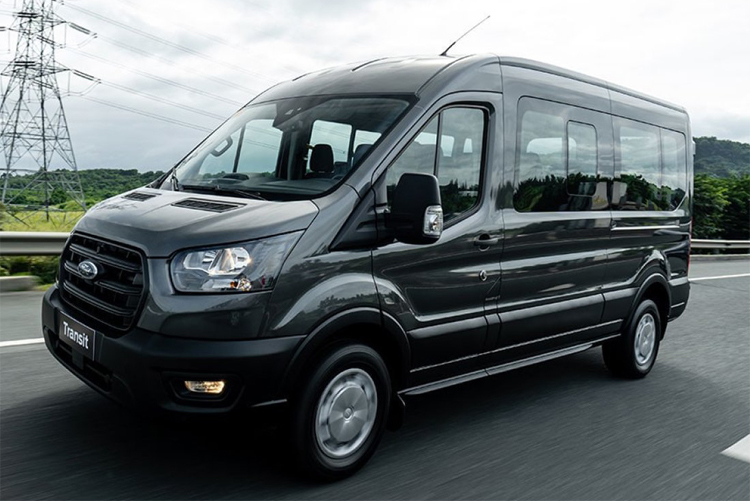 Електричний фургон Ford Transit вийде на ринок у 2023 році 