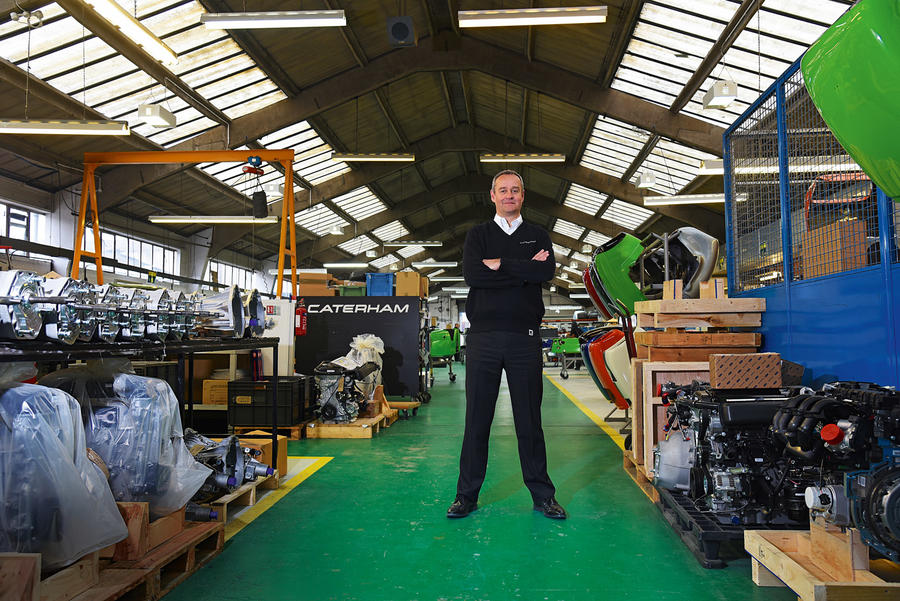 Caterham представить електромобіль у 2023 році, але за ДВЗ буде триматися до останнього 