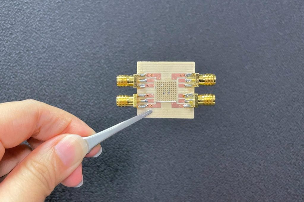 Невелика електроніка живиться безпосередньо від сигналу Wi-Fi