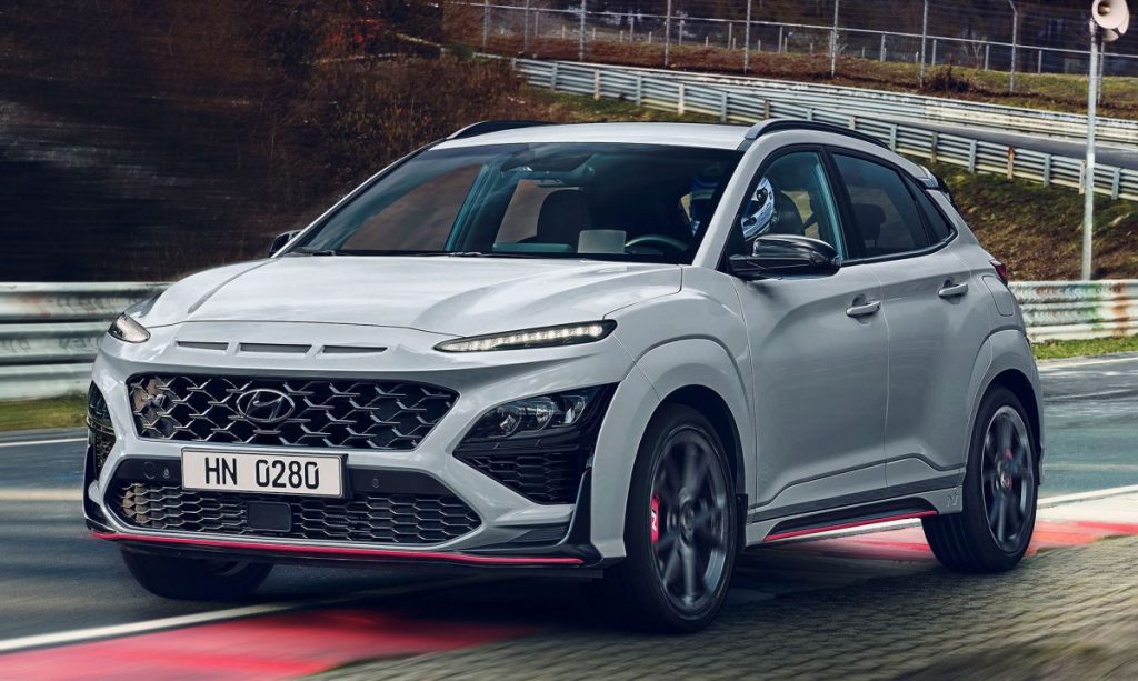 Крос-хетч Hyundai Kona N вийде на ринок влітку